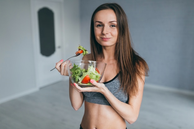 Fitness Dziewczyna Jedzenie Zdrowej żywności