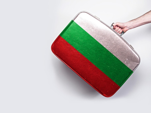 Flaga Bułgarii na skórzanej walizce vintage