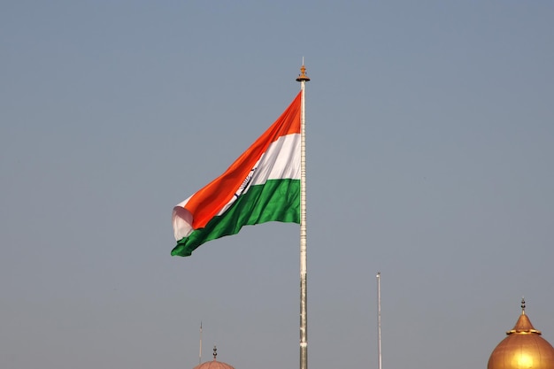 Flaga Indii na granicy Wagah w pobliżu Lahore