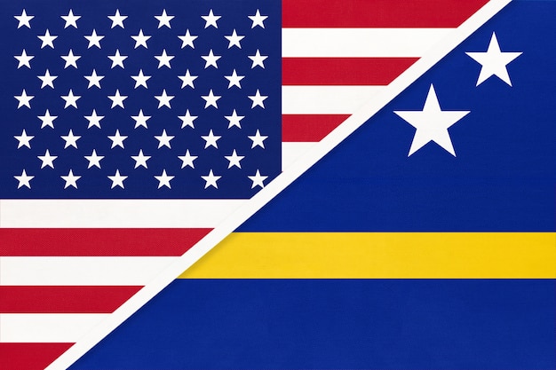 Flaga Narodowa Usa Vs Curacao. Relacje Między Dwoma Krajami.