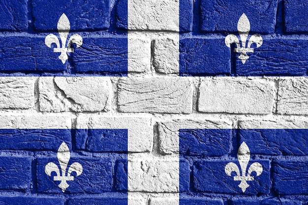 Flaga Quebecu na ścianie