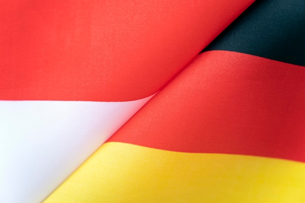Flagi Niemcy i Indonezja Koncepcja stosunków międzynarodowych między krajami Stan rządów Przyjaźń narodów