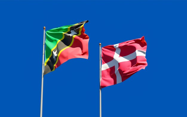 Flagi Saint Kitts i Nevis oraz Danii.