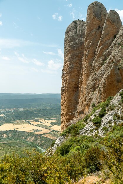 Formacja geologiczna mallos de Riglos w Huesca Aragon