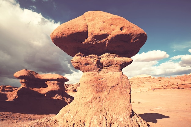 Formacja Hoodoos na pustyni Utah, USA.