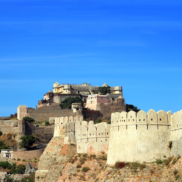 Zdjęcie fort kumbhalgarh w indiach