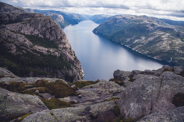 fotografia z krajobrazami i przyrodą w norwegii