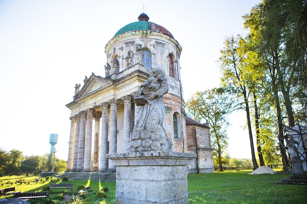 Fragment barokowego kościoła rzymskokatolickiego św. Józefa w Podhorcach