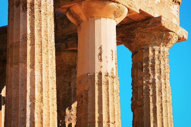 Fragment Świątyni Zgody w Agrigento na Sycylii, Włochy