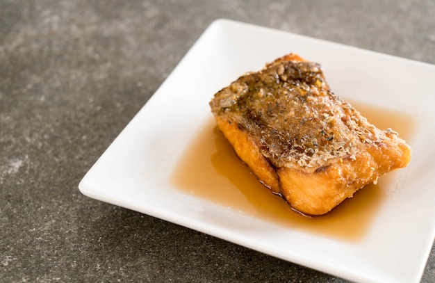 Fried Snapper Fish with Fish Sauce