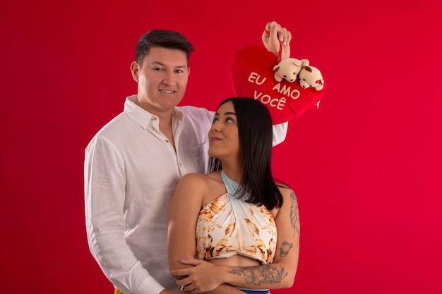 Gama Federal District Brazylia 29 maja 2022 walentynkowa para w romantycznych i zabawnych pozach