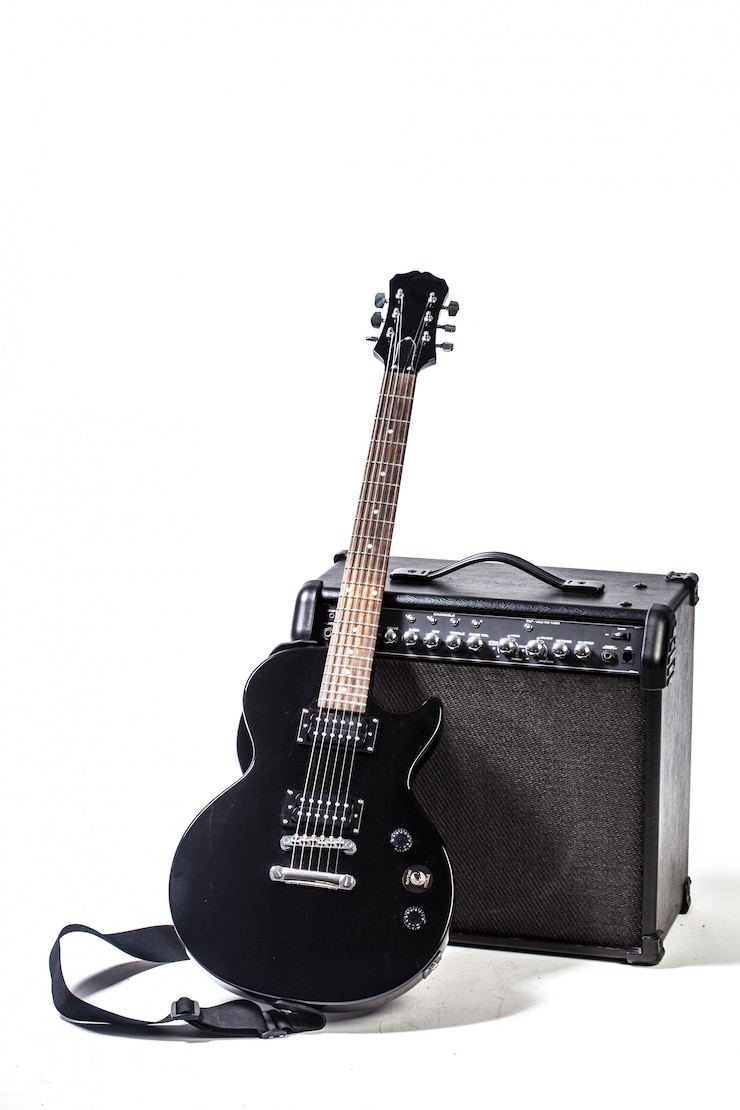 Zdjęcie gitarka elektryczna izolowana