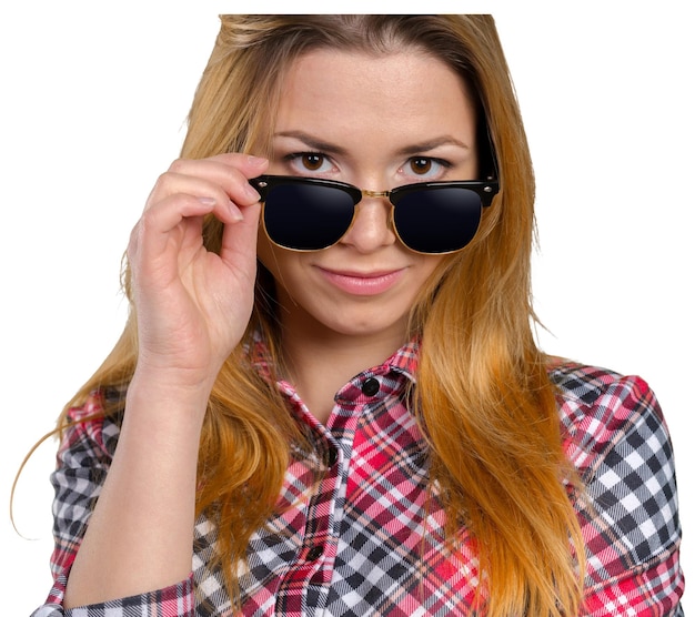 Głowa strzał kobieta jest ubranym okulary przeciwsłonecznych