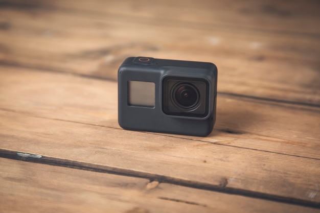 GoPro Hero Black Edition na drewnianym