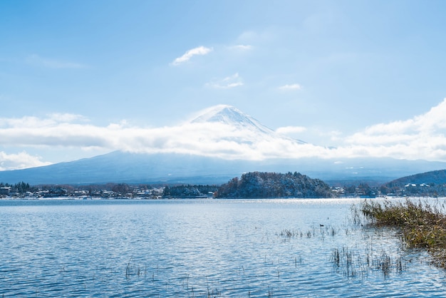 Góra Fuji San w Kawaguchiko Lake.