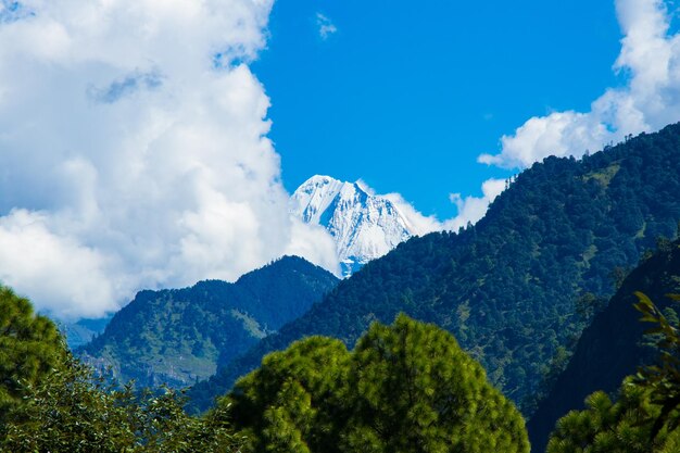 Góra Saipal Base Camp Trekking w Himalajach w Bajura Nepal