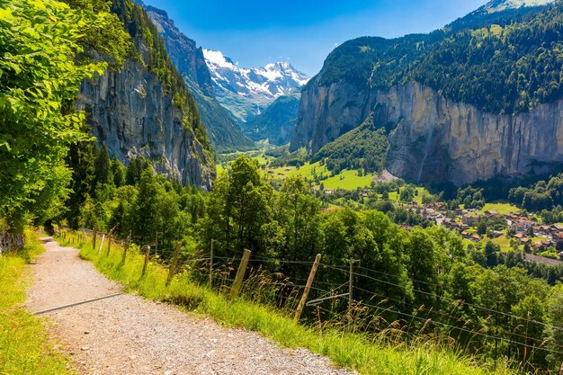 Górska wioska Lauterbrunnen, Szwajcaria