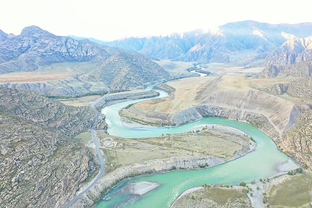górski ałtaj widok z góry dron, krajobraz turystyka ałtaj widok z góry