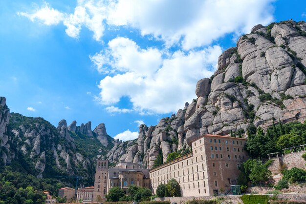Góry Montserrat i Klasztor Santa Maria de Montserrat Katalonia, Hiszpania