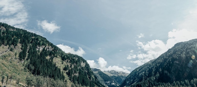 Góry w parku narodowym Hohe Tauern w Alpach w Austrii Tła