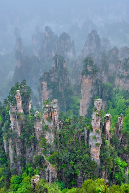 Góry Zhangjiajie, Chiny