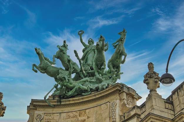 Zdjęcie grand palais paris miasto we francji europa