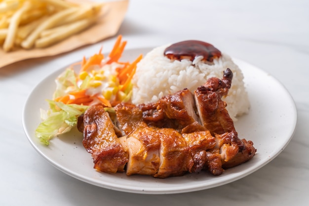 Grillowany Kurczak Z Sosem Teriyaki I Ryżem