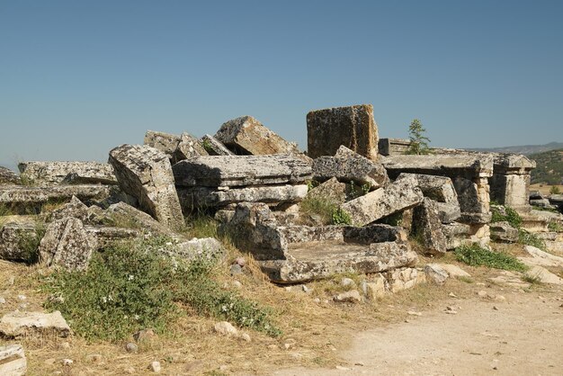 Grobowce w starożytnym mieście Hierapolis Pamukkale Denizli Turkiye