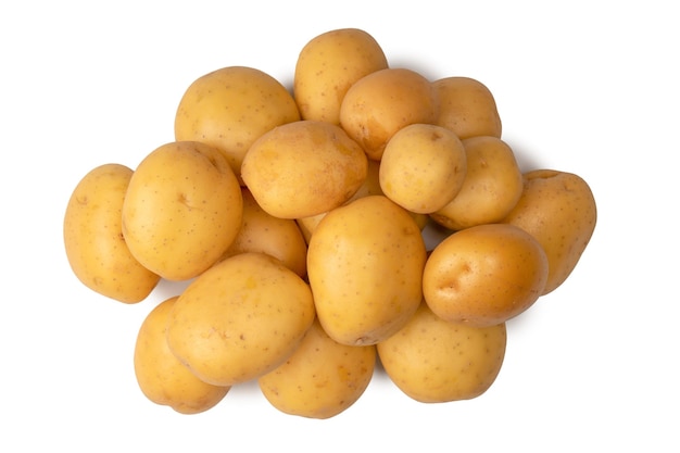 Zdjęcie grupa świeżych, smacznych ziemniaków na białym tle