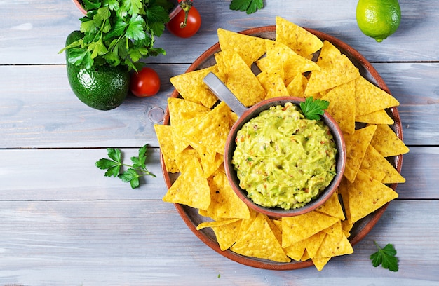 Guacamole Awokado - Tradycyjna Meksykańska Przekąska.