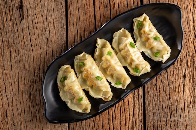 Gyoza lub Jiaozi Tradycyjne chińskie i japońskie jedzenie