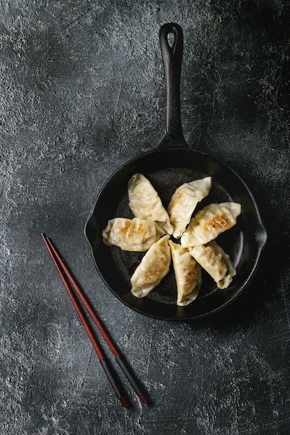 Zdjęcie gyozas potstickers azjatyckie pierogi