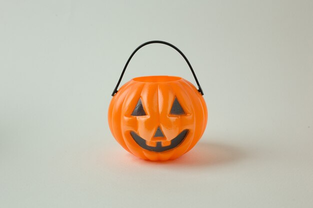 Halloween na białym tle.