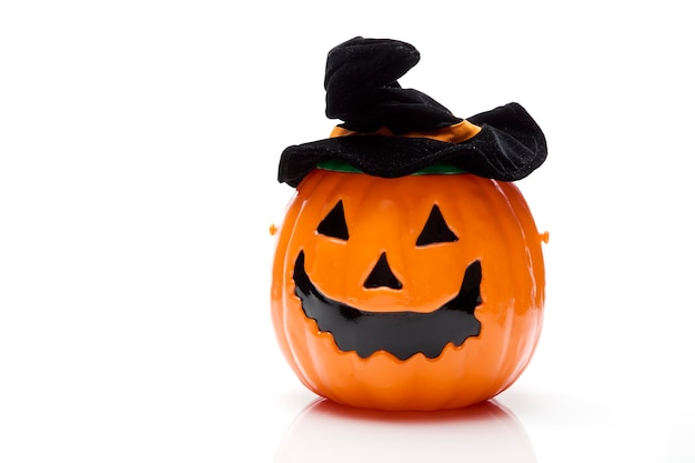 Halloweenowa bania w czarnym kapeluszu