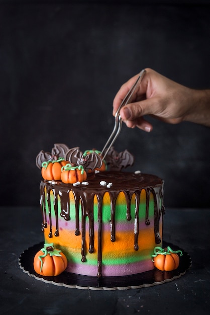 Halloweenowy Tort Z Czekoladą I Kremówką