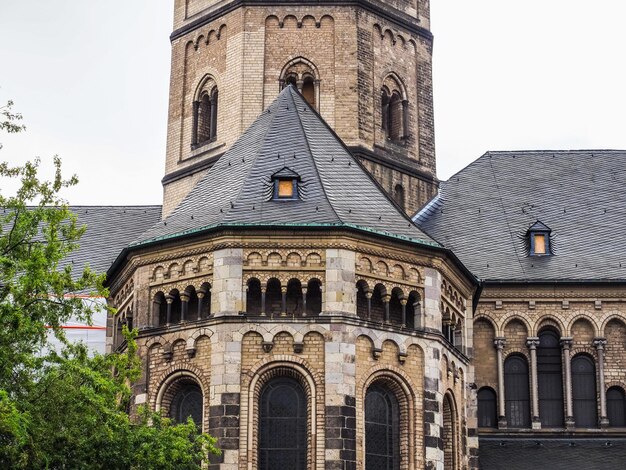 Zdjęcie hdr bonner muenster bonn minster kościół bazylikowy w bonn