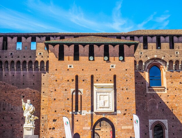 HDR Castello Sforzesco Mediolan