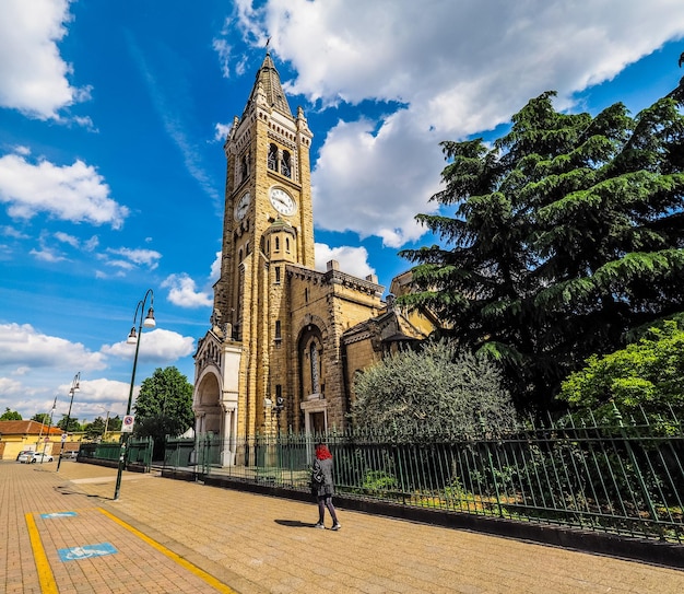 HDR Kościół Santa Rita da Cascia w Turynie