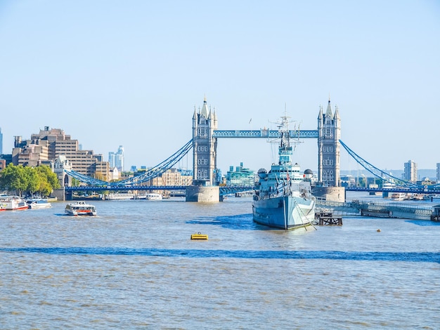 HDR Tower Bridge Londyn