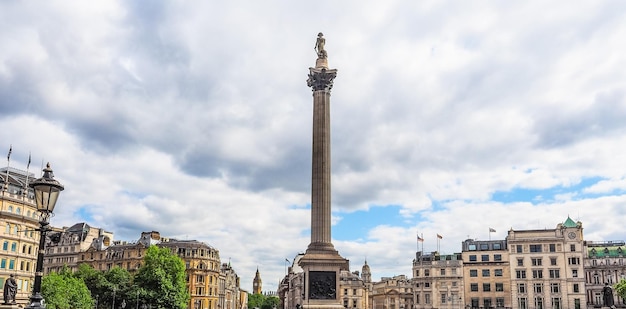 HDR Trafalgar Square w Londynie