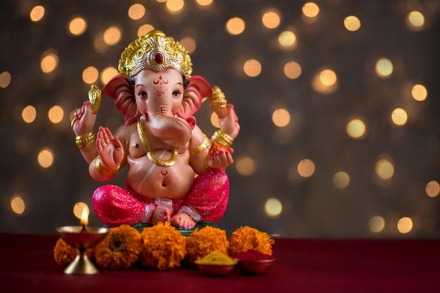 Hinduski Bóg Ganesha, Ganesha Idol.