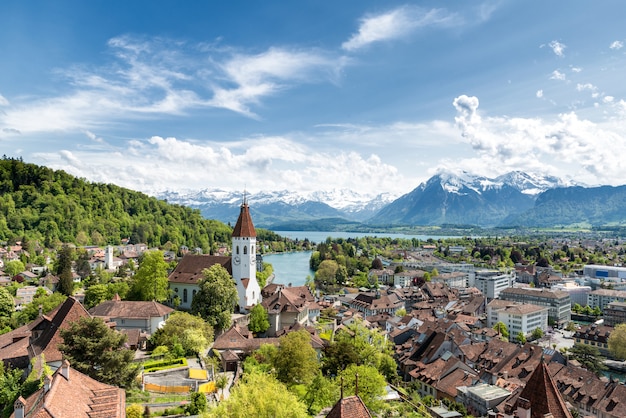 Historyczne Miasto Thun, W Kantonie Berno W Szwajcarii.