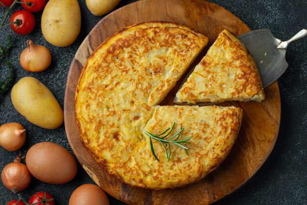 Hiszpańska tortilla z ziemniakami i cebulą