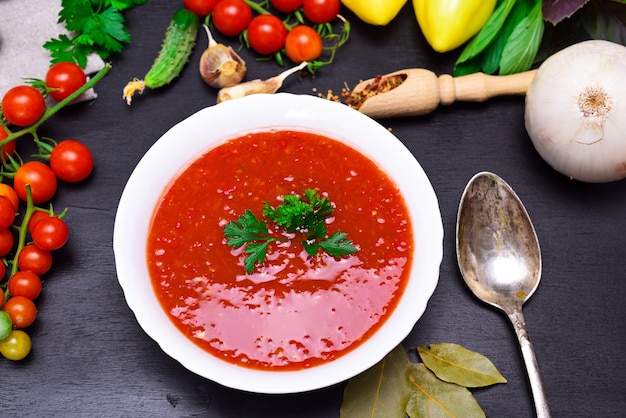 Hiszpańska zimna zupa Gazpacho