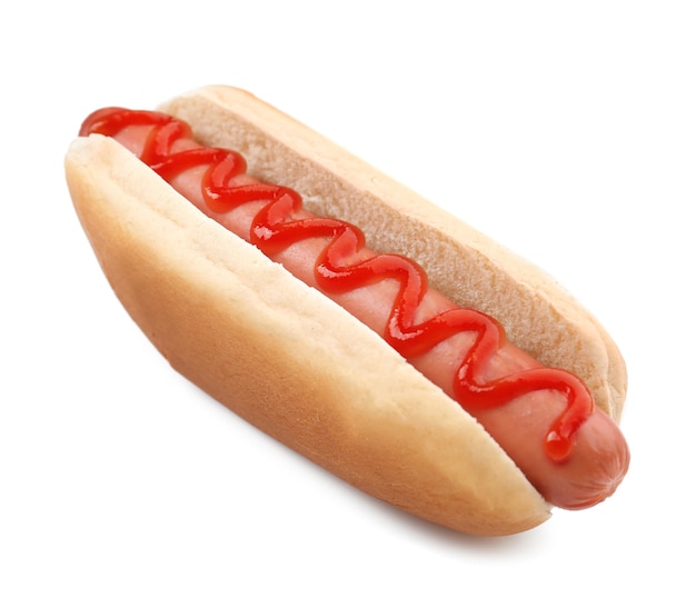 Hot Dog z keczupem na białym tle