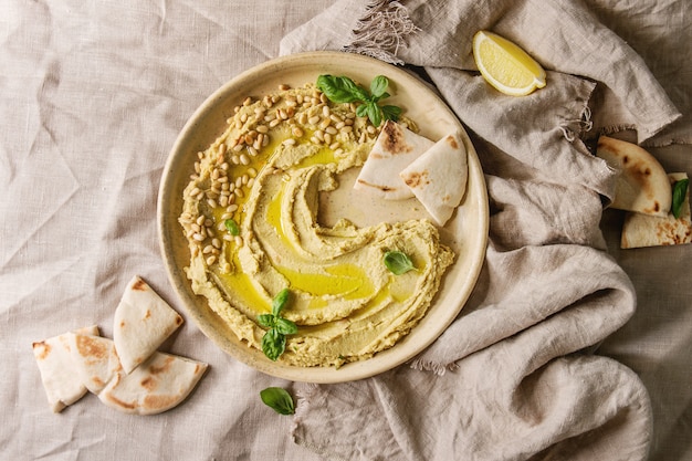 Hummus rozprzestrzenił się z orzechami