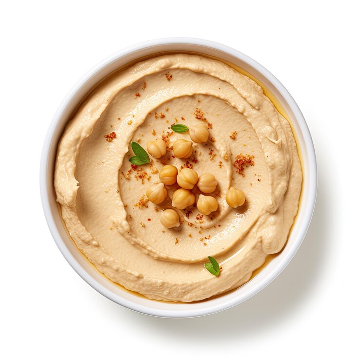 Zdjęcie hummus z góry na białym tle