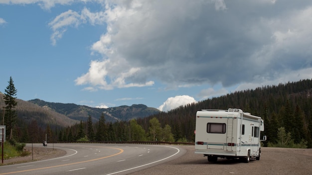 HWY 160 do Pagosa Springs w stanie Kolorado.