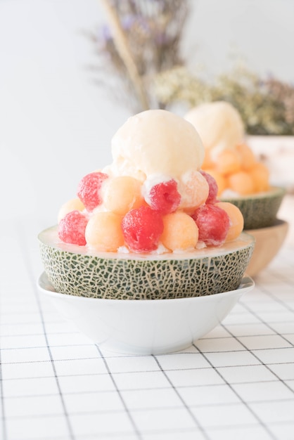 Zdjęcie ice melon bingsu, słynne koreańskie lody