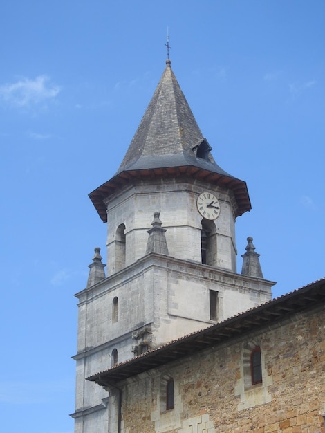 Zdjęcie iglesia de ainhoa w francji